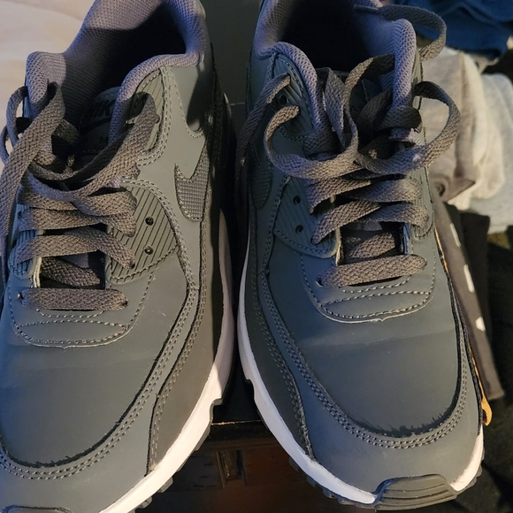 Nike Air Max 90 - Picture 9 of 16